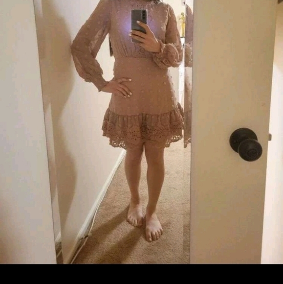 CONTRAST LACE BLUSH POLKA DOT GLAMOROUS DRESS - Picture 15 of 16